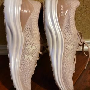 Under Armour Liquify, Mauve, size-11